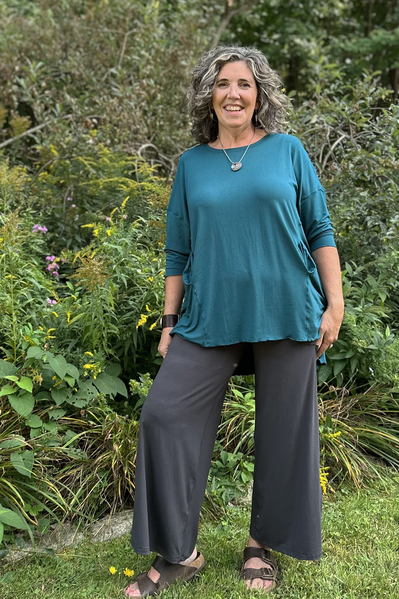 true pearl flowy t in tissue cove