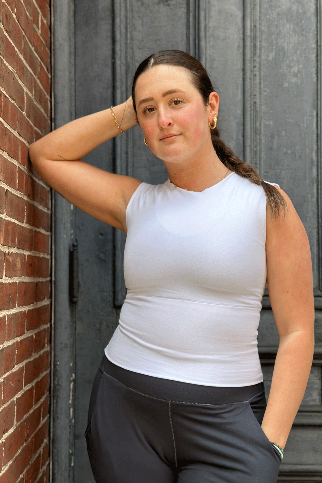 suger® hug in white on a size sun model