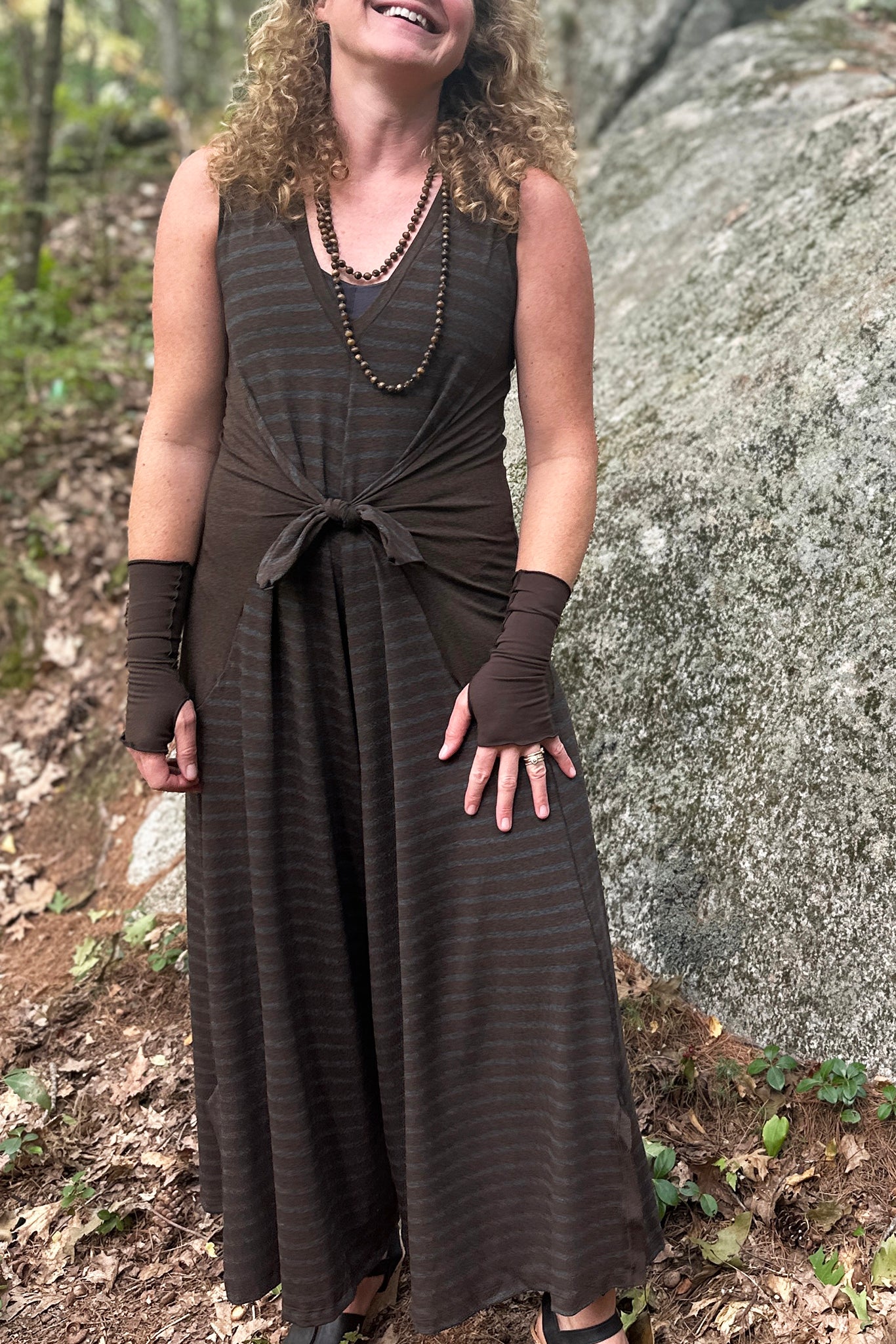 suger farmer jumpsuit in woodland espresso