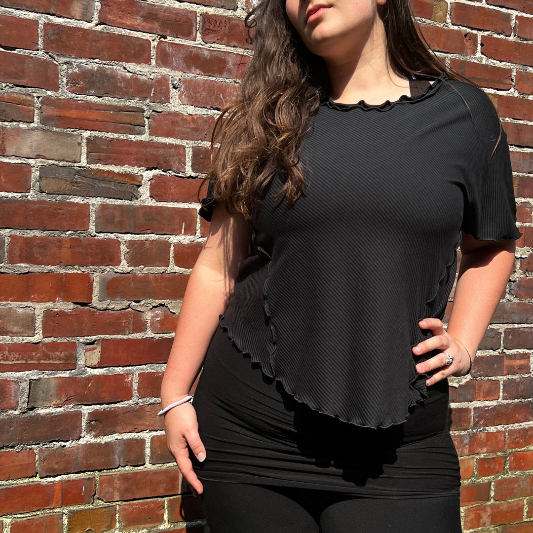 angelrox® sweet t in subtle black