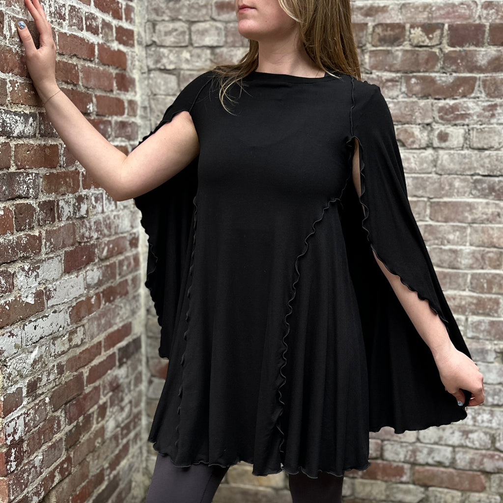angelrox® dahlin' dress in black styled with carbon capri