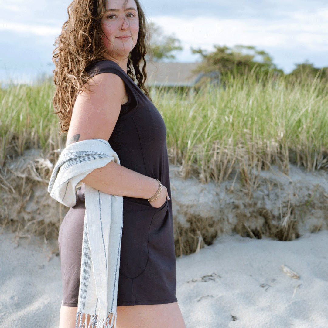 carbon sprout romper worn by size sun model