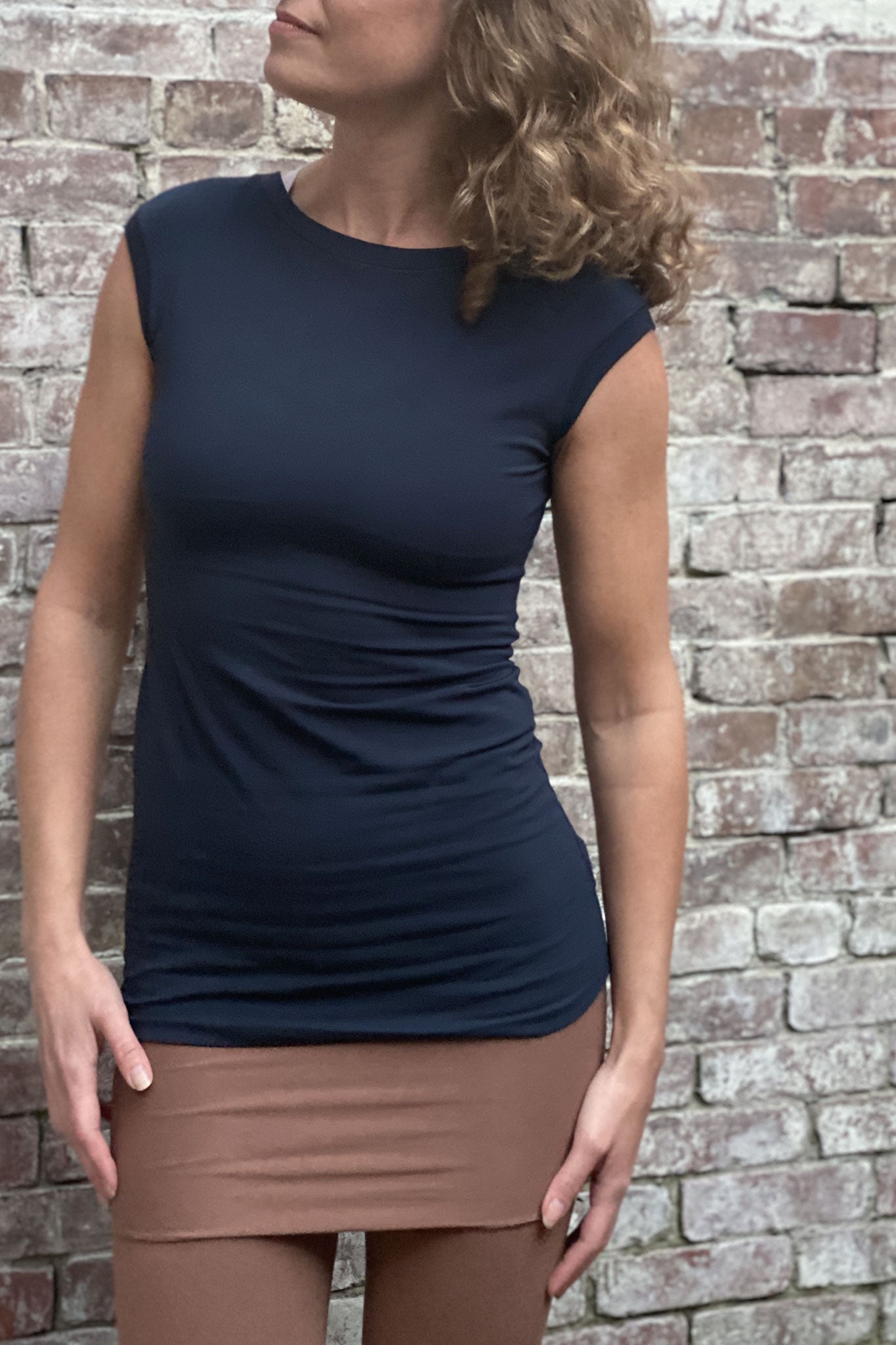 cap tunic in navy with cedar hourglass model 5.9" size wing