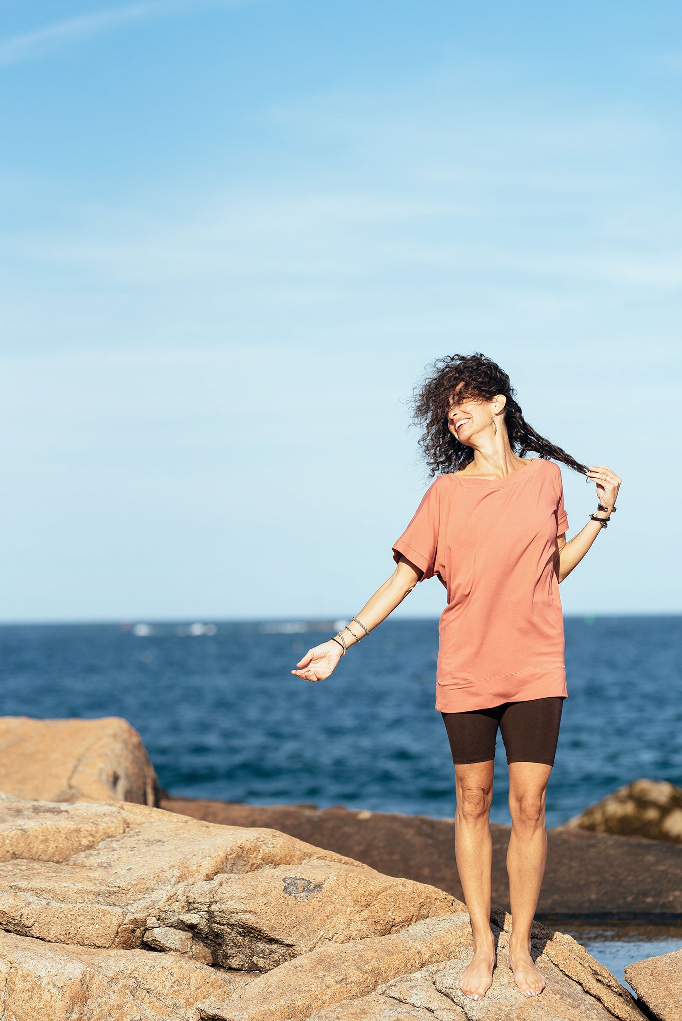 flash off shoulder top in reef + hiker in peat