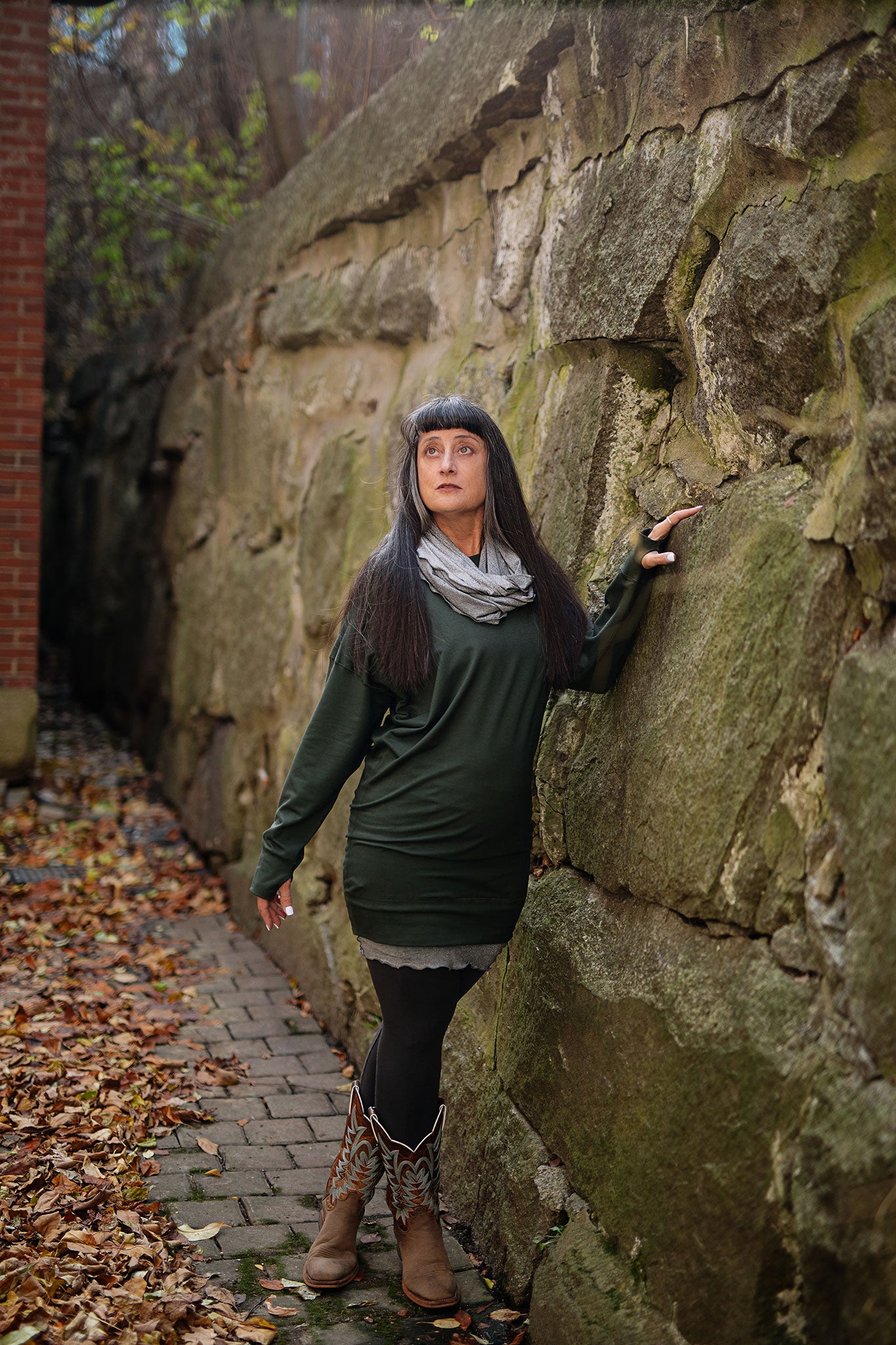 terry welder pullover in fir with mercury hourglass and loop