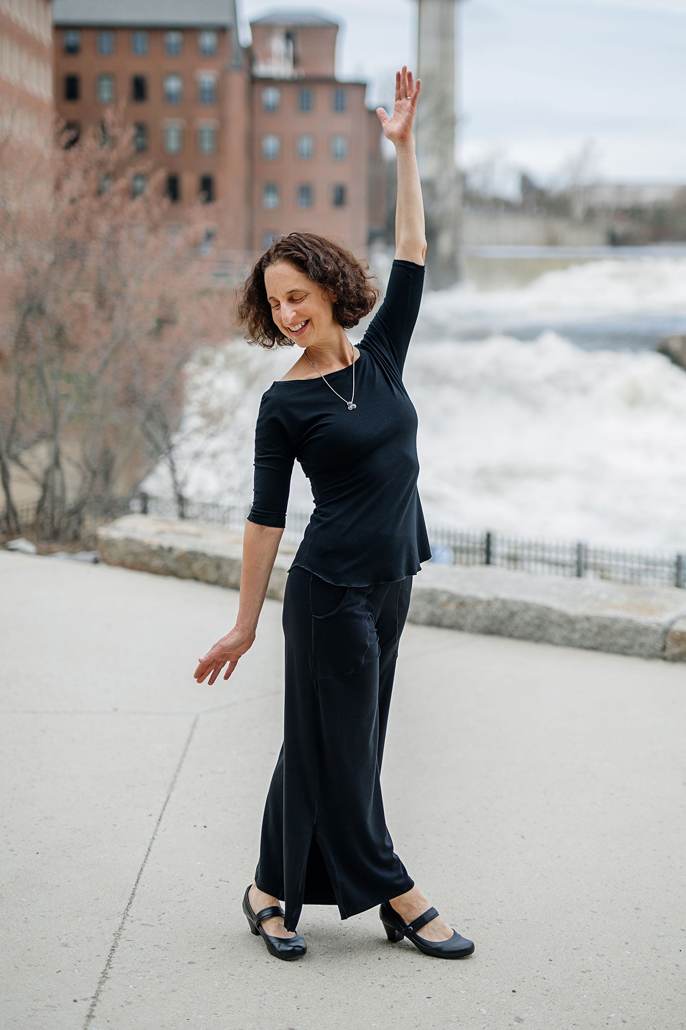 harlow wide leg pant in black + black rose top