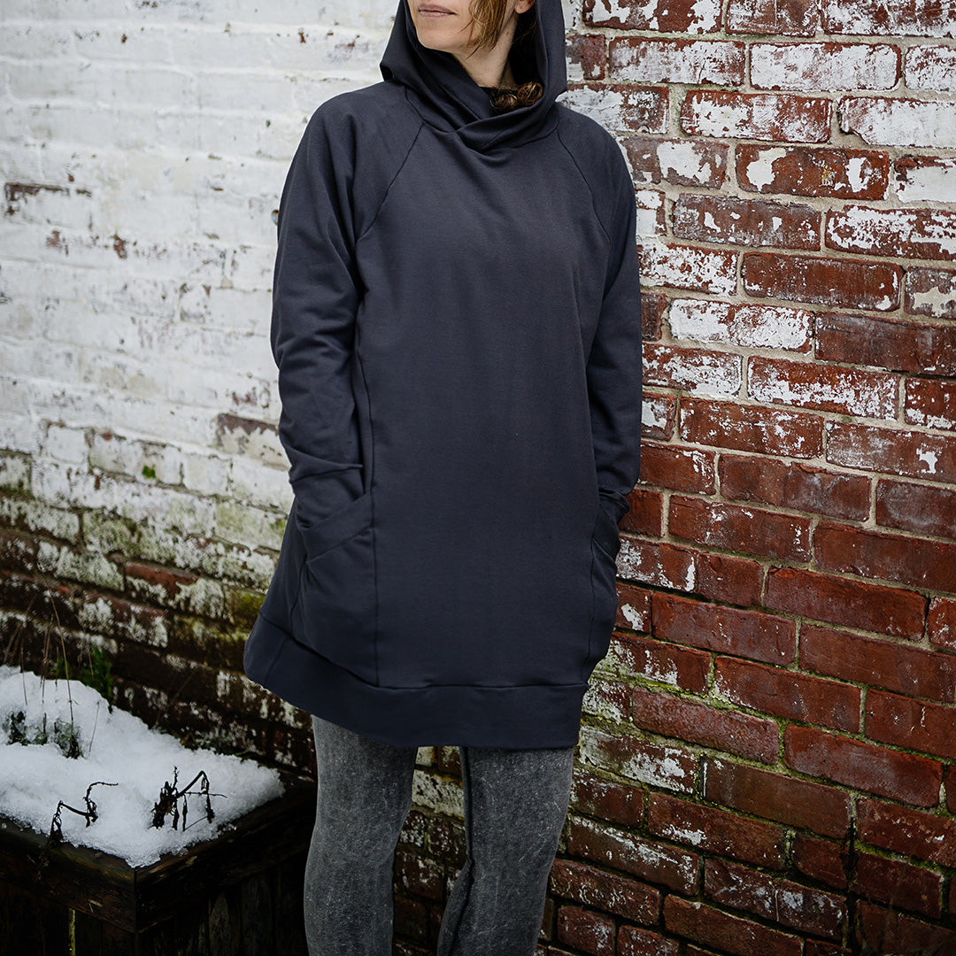 maeve hooded pullover in carbon