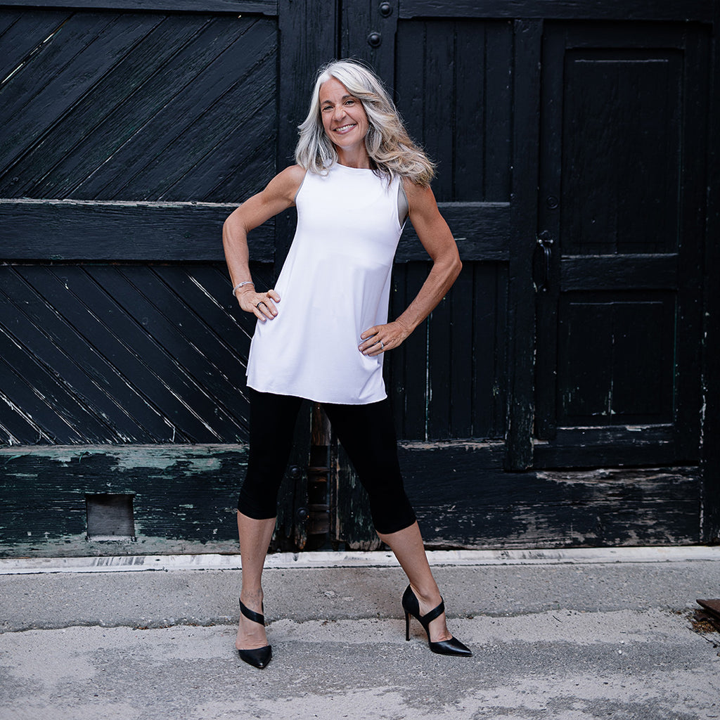 daisy tunic tank in white styled with black capri