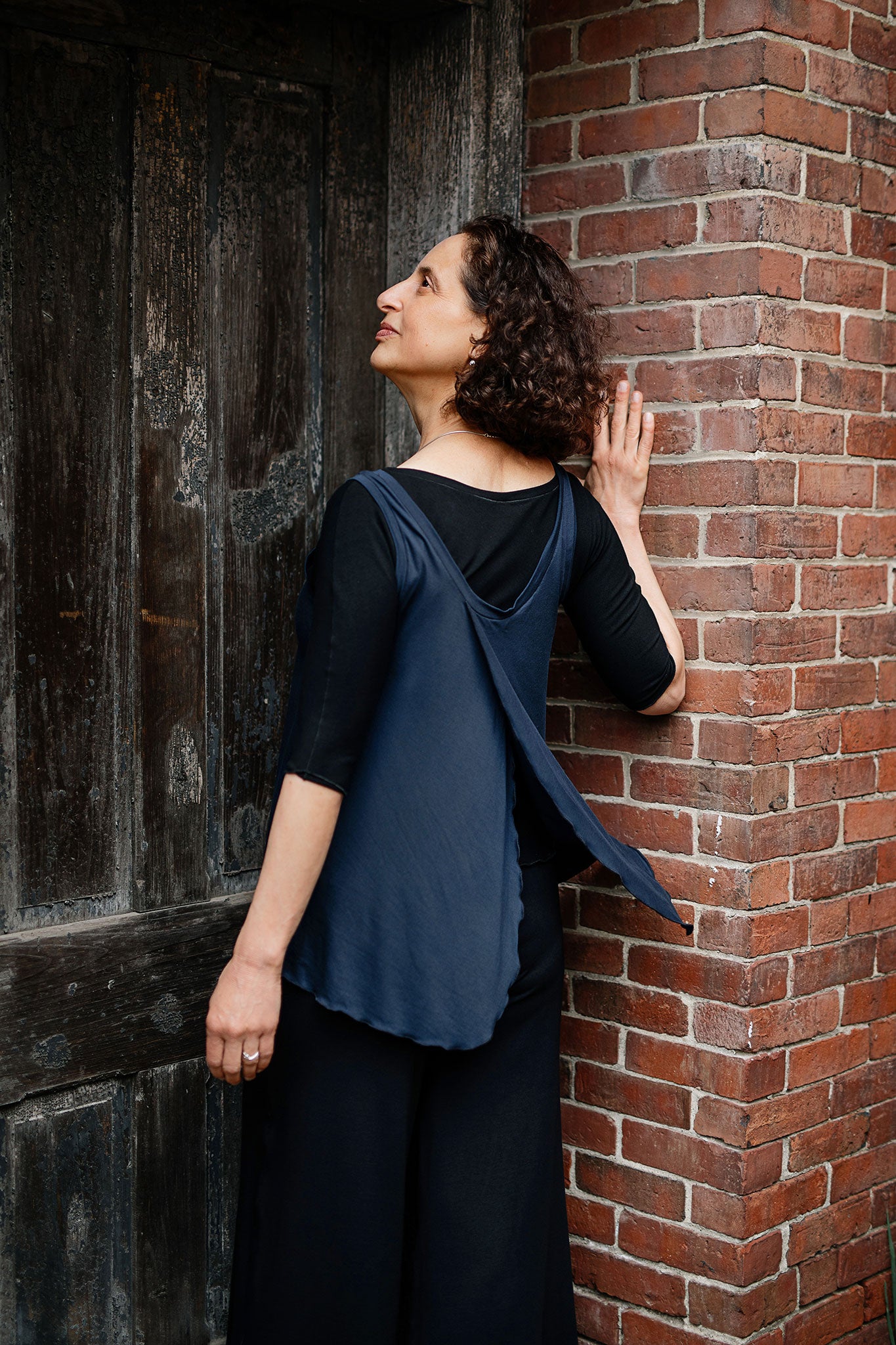 tulip tissue tank in navy