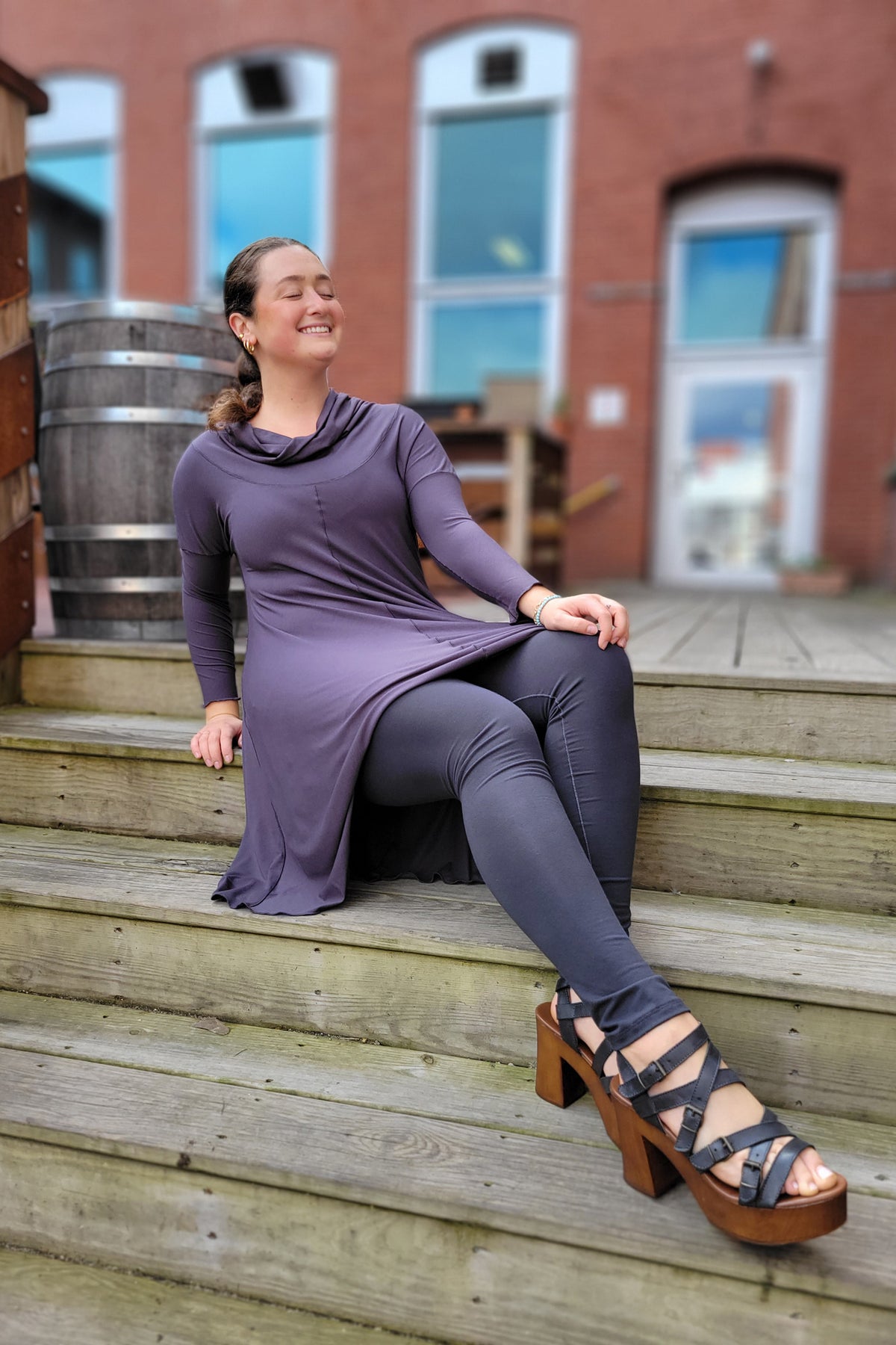 gale cowl neck tunic dress in tissue carbon