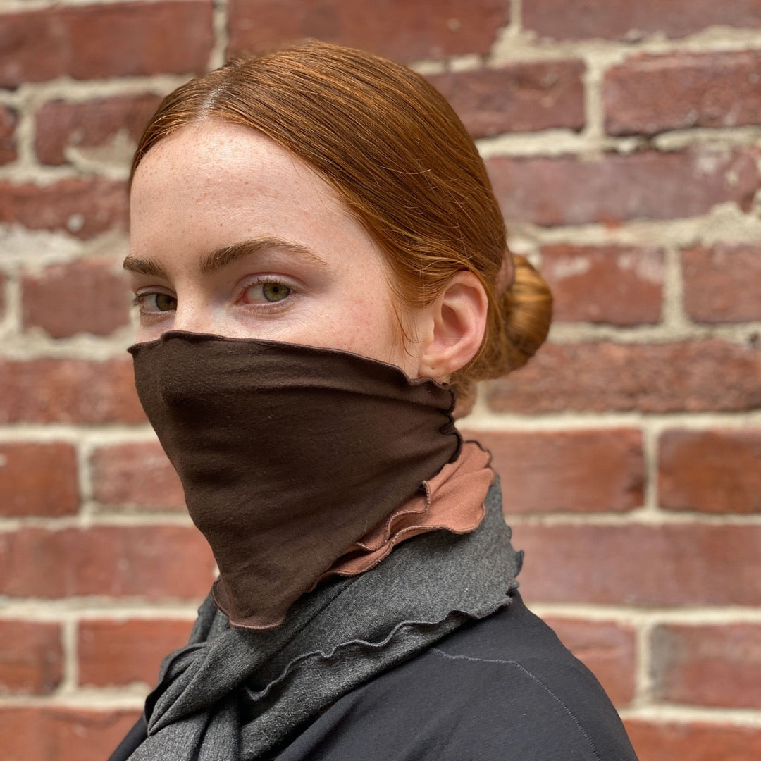 layering bands is just divine! peat band as face cover with cedar band at neck