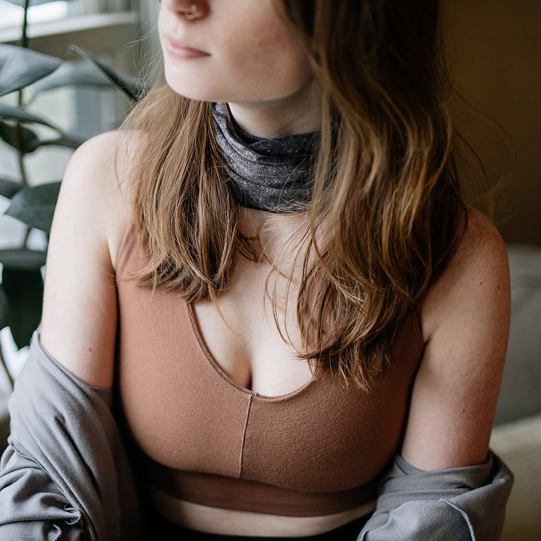 mineral black stitch band around neck paired with cedar balance bra