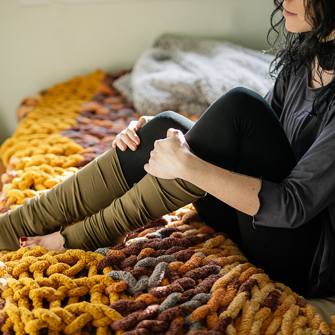 angelrox® stockings leg warmers in olive styled with carbon swing + black band + black base