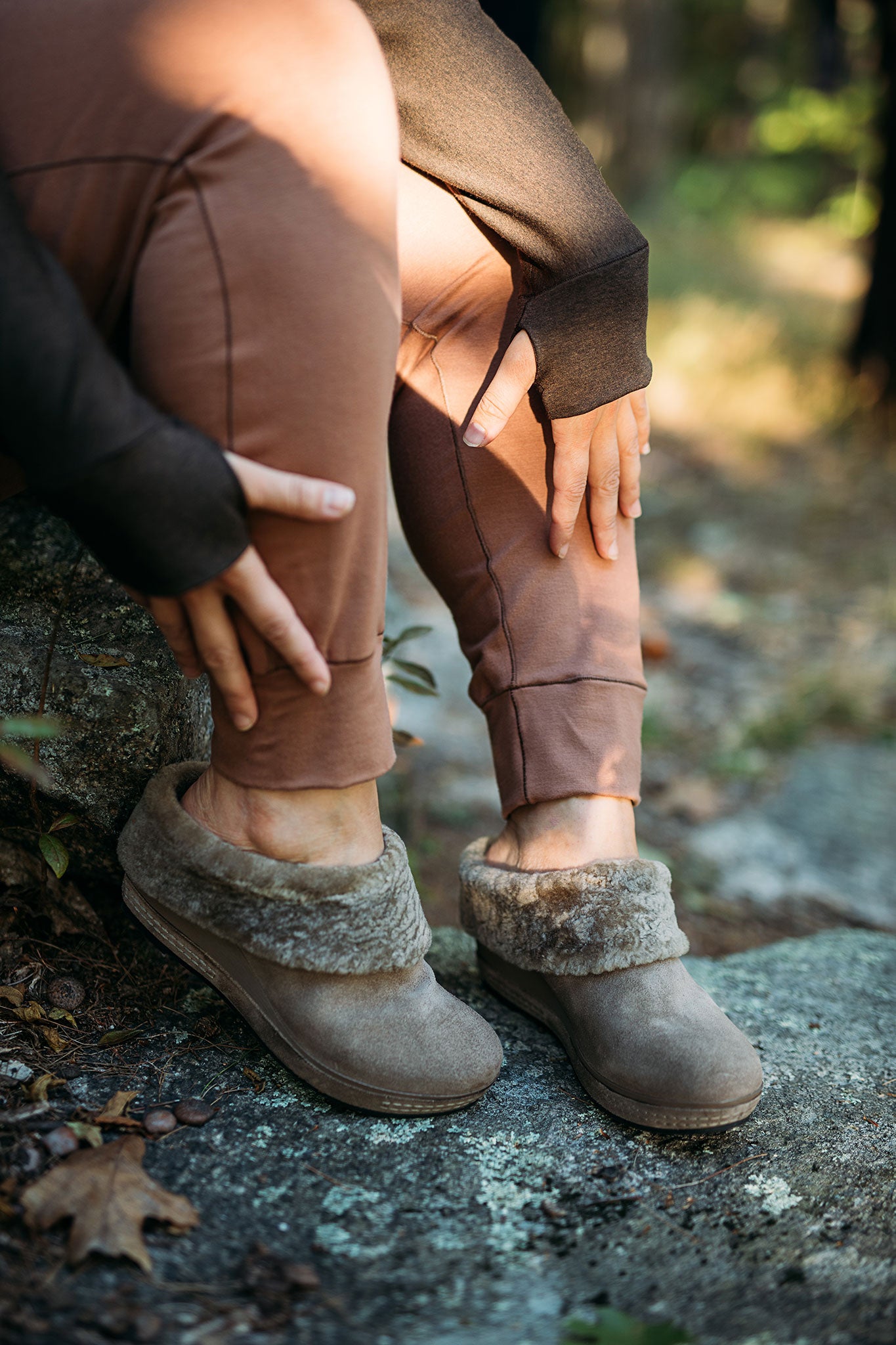 jogger in cedar with suger ME antelope shoes