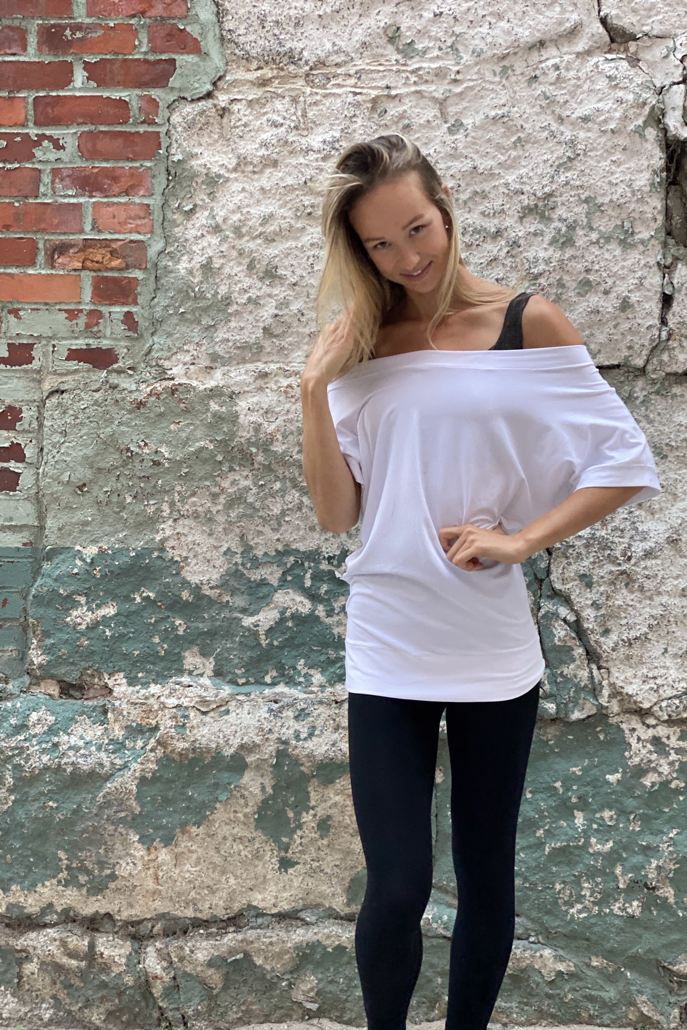 flash off shoulder top in white