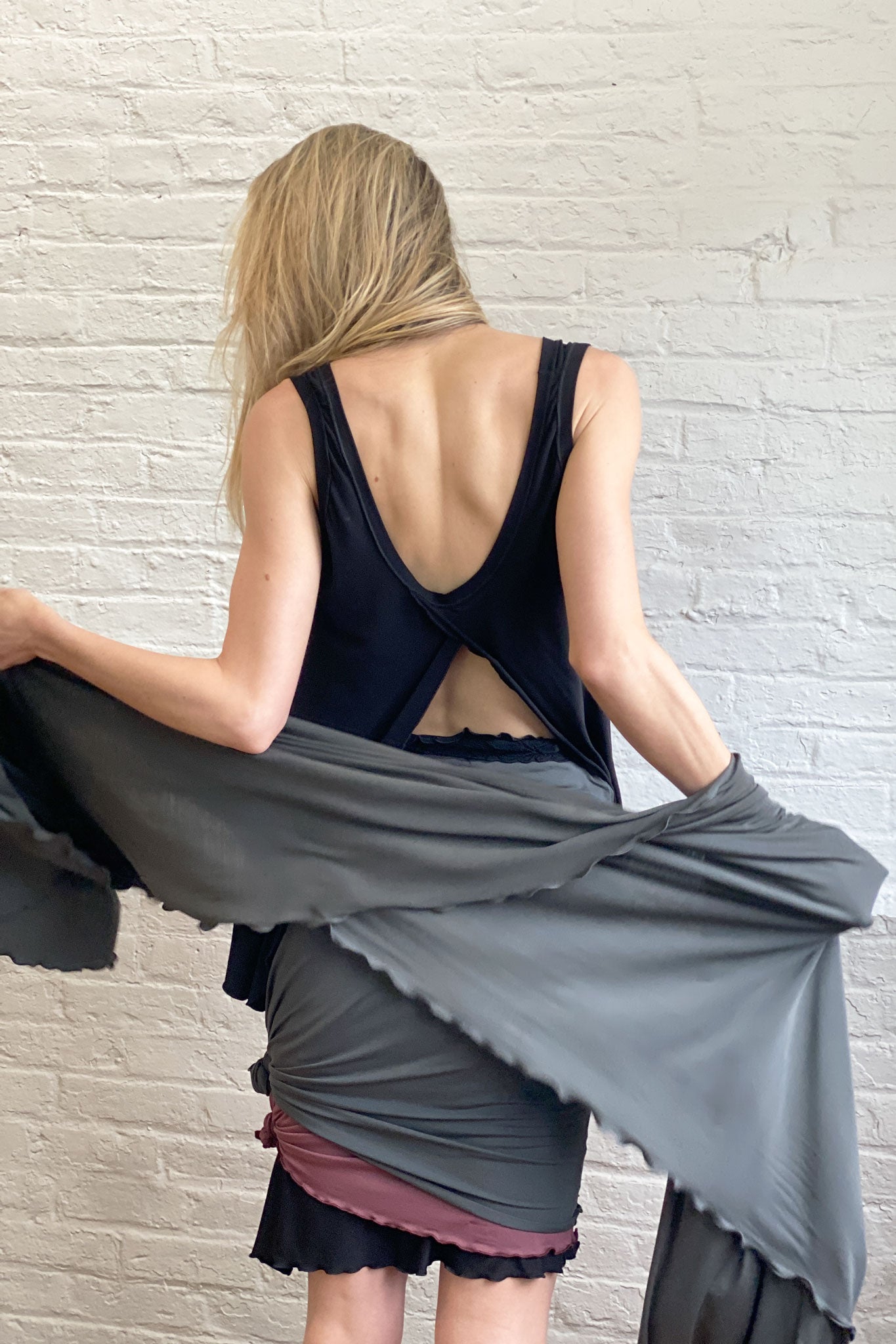 tulip tissue tank in black