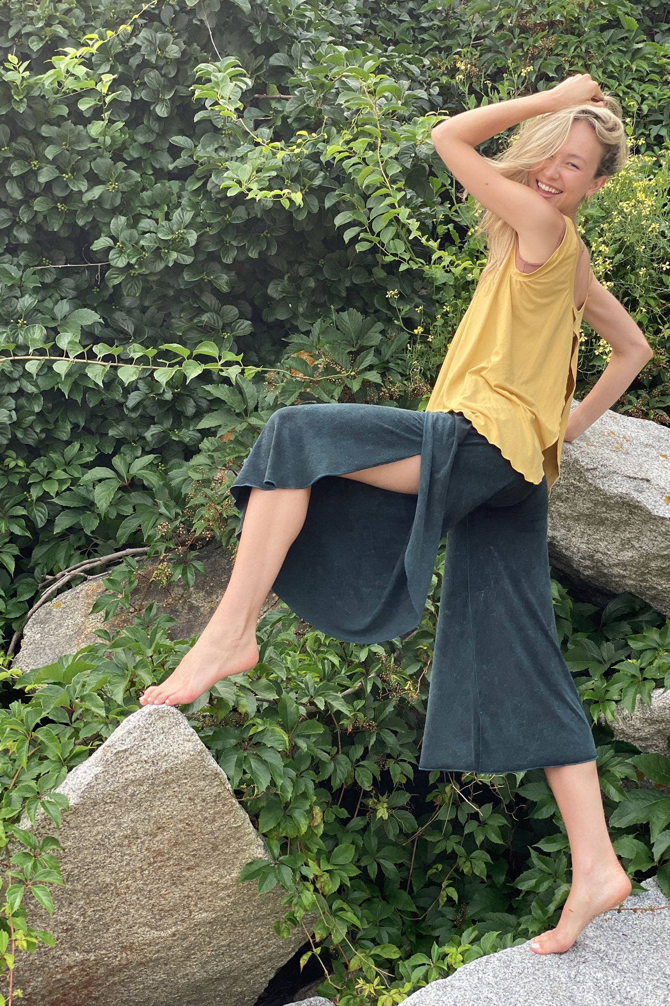 suger petal pant in blue mineral