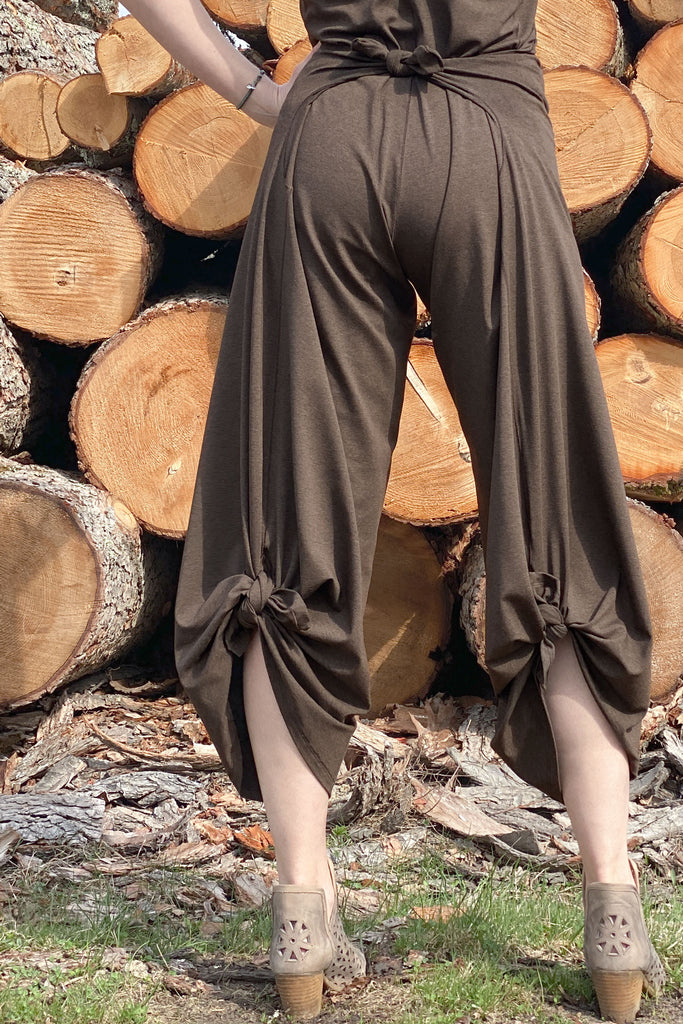 farmer jumpsuit in espresso with pockets tied in back and leg slits tied up