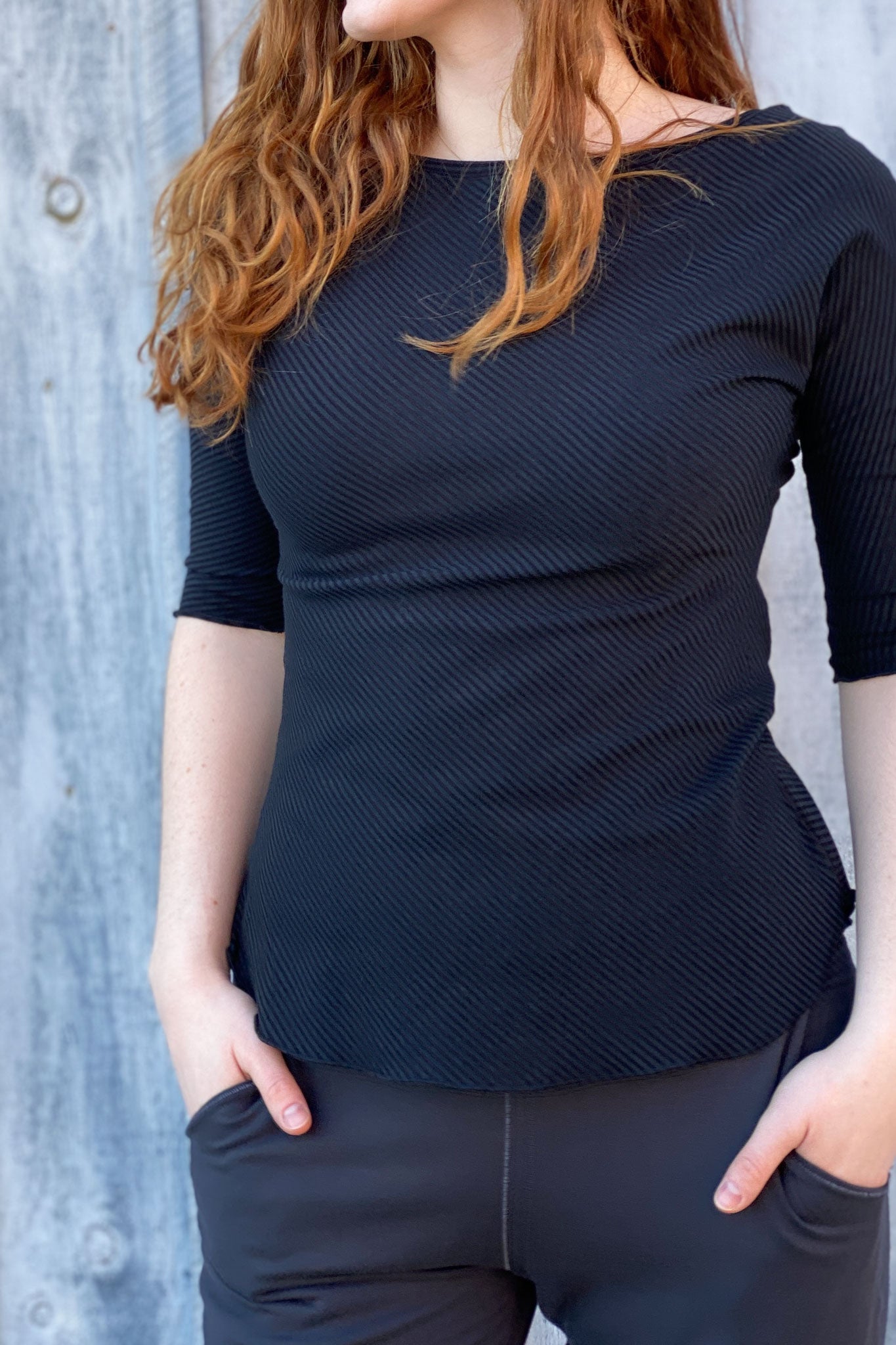 subtle black stripe rose top