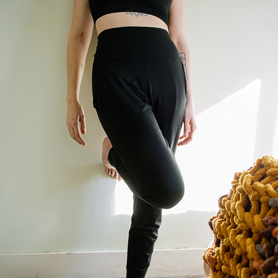 jogger sweatpant in black