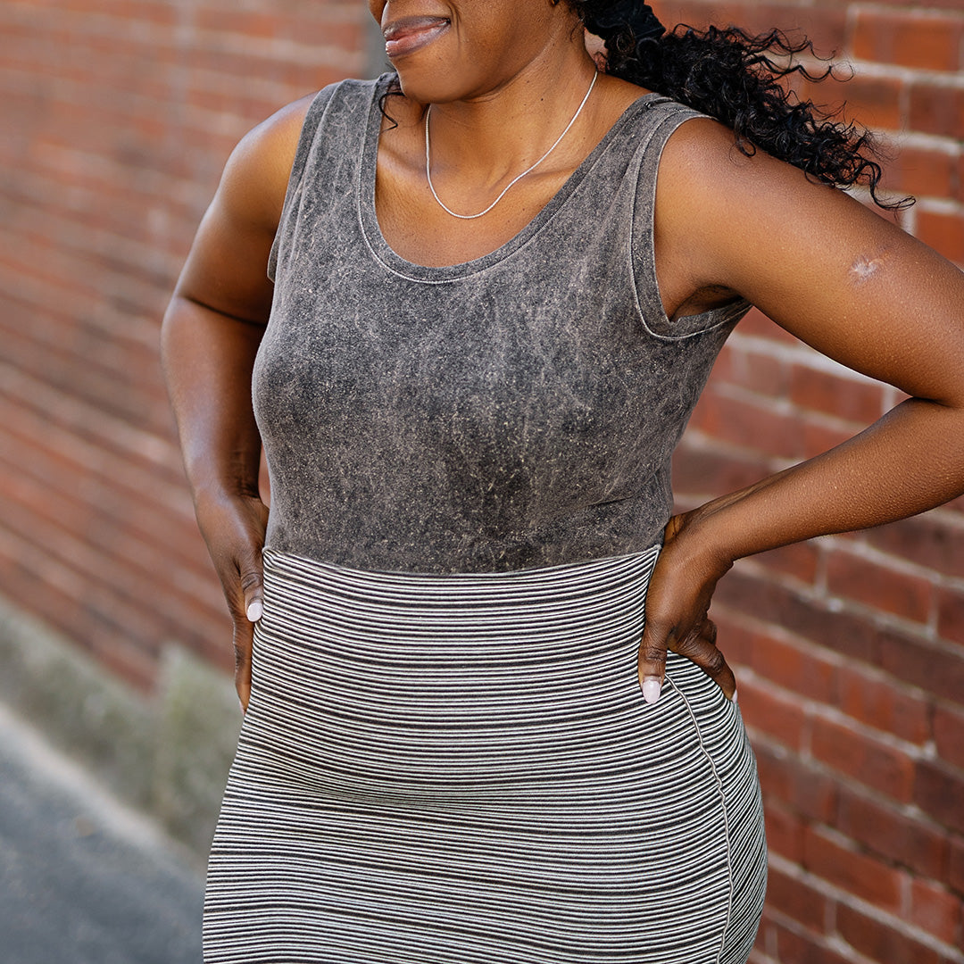 suger® core tank in mineral styled with earth lady flirt