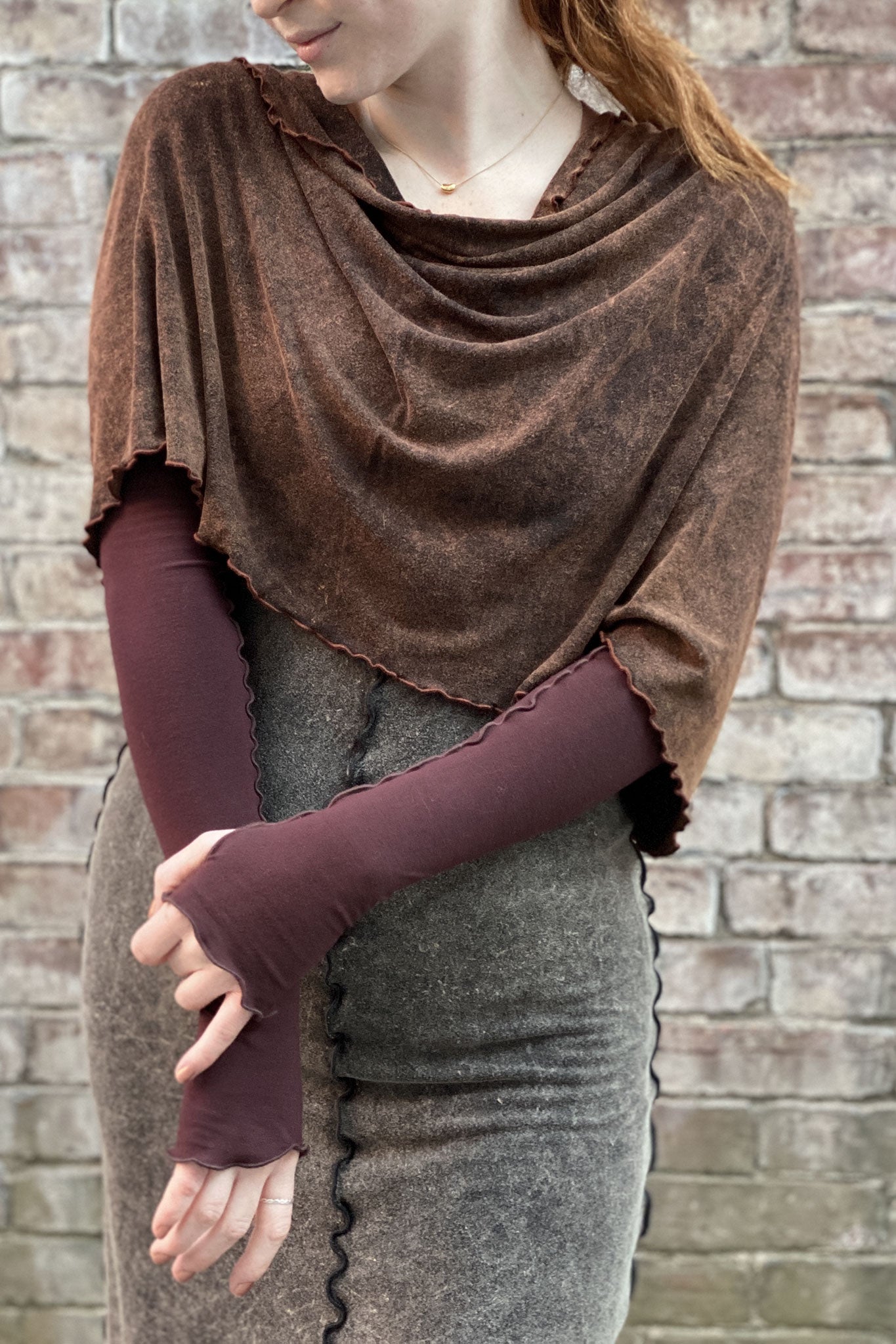 angelrox opera sleeves in wine with cacao mineral loop shawl