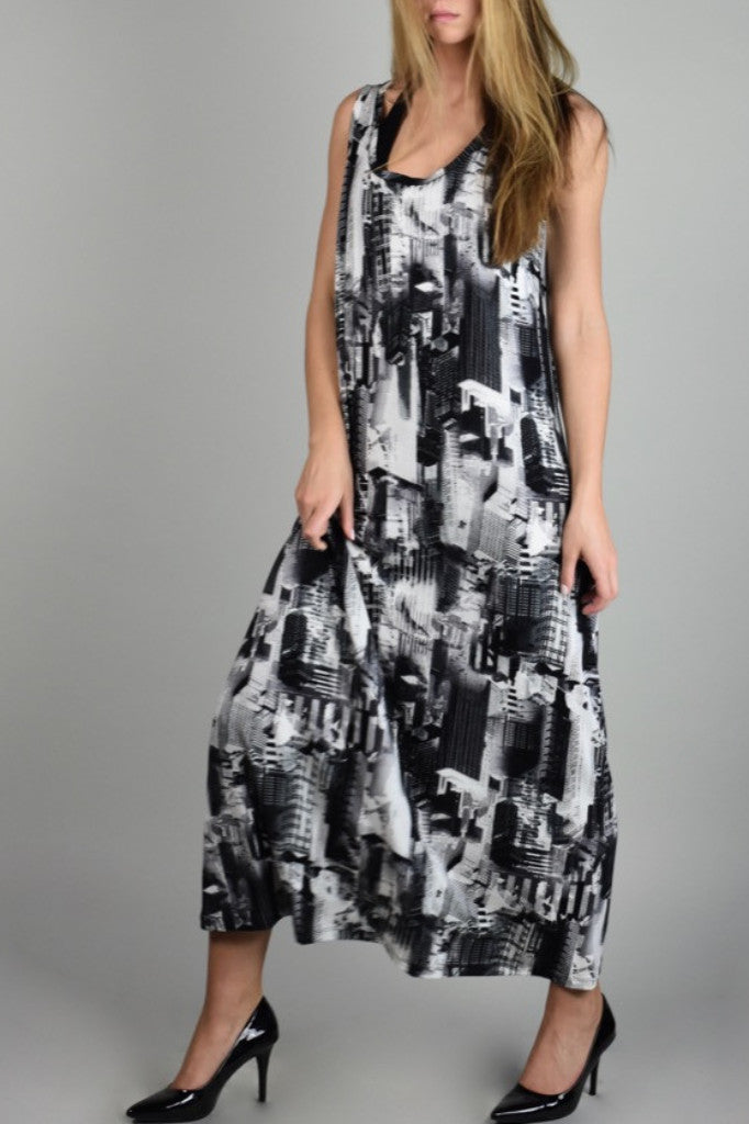 city print suger shift gown