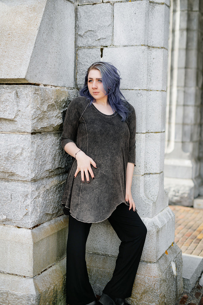 hiline bias tunic in mineral with black trouser