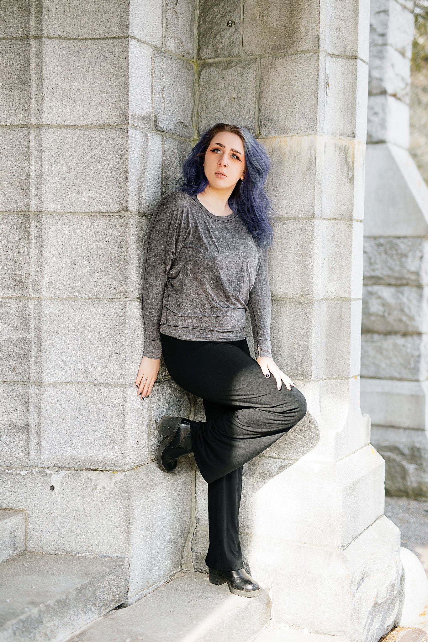 suger trouser in black with mineral pop top