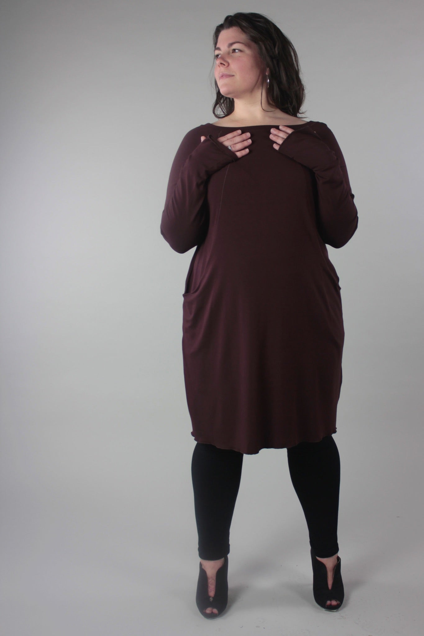 black terry base size joy suger + winter jewel in mahogany size joy