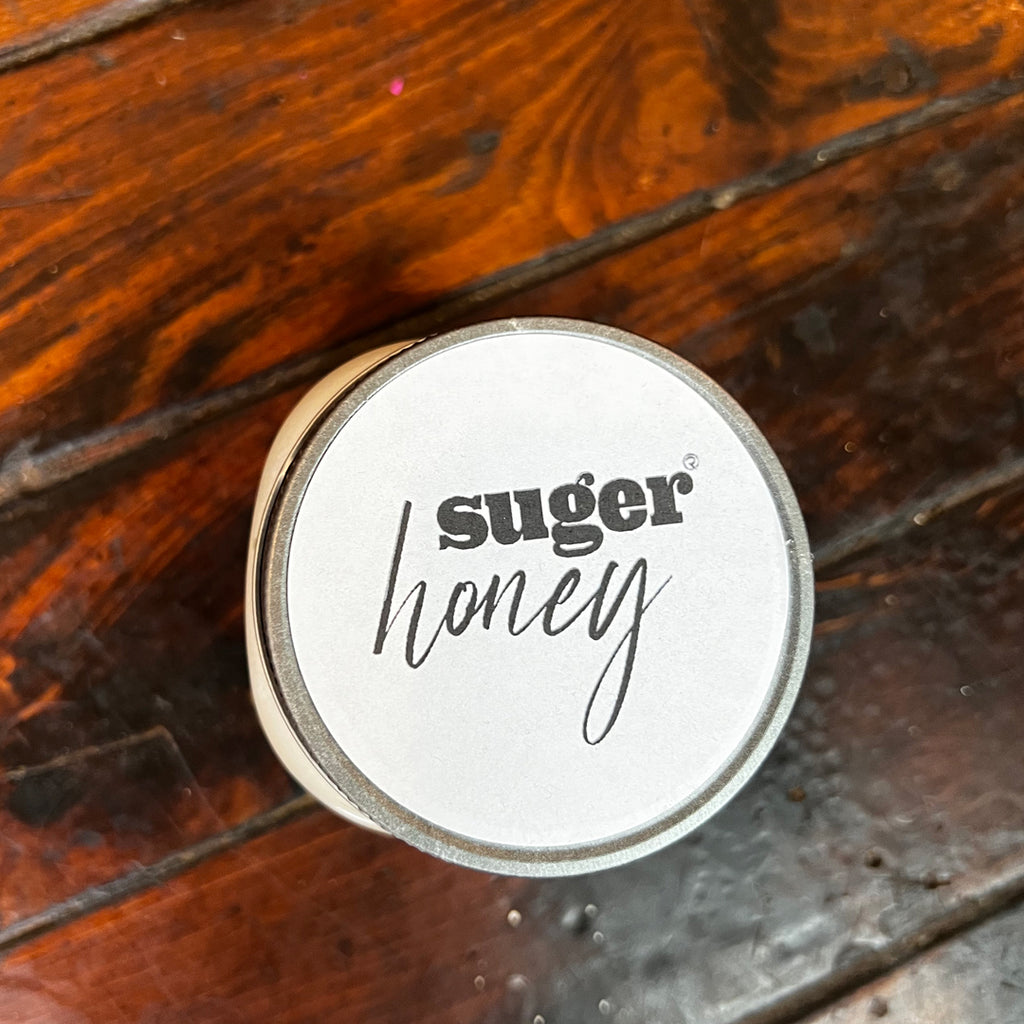 suger® lapin soy candle in scent honey