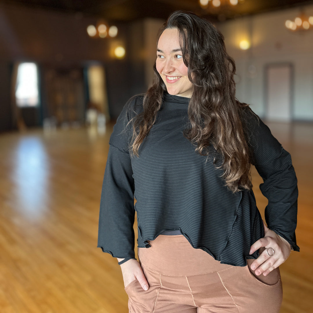 harlow in cedar styled with subtle black truly