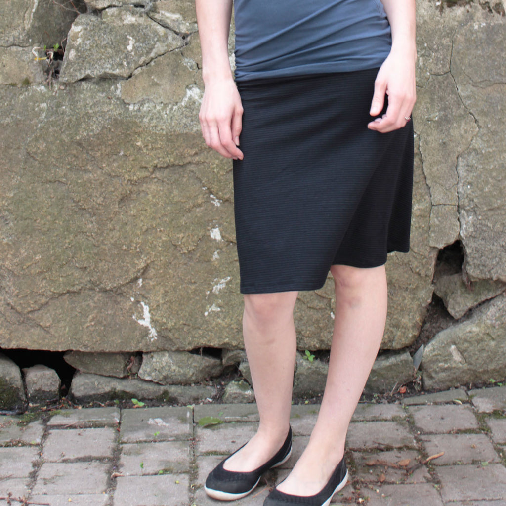 root skirt in subtle black stripe