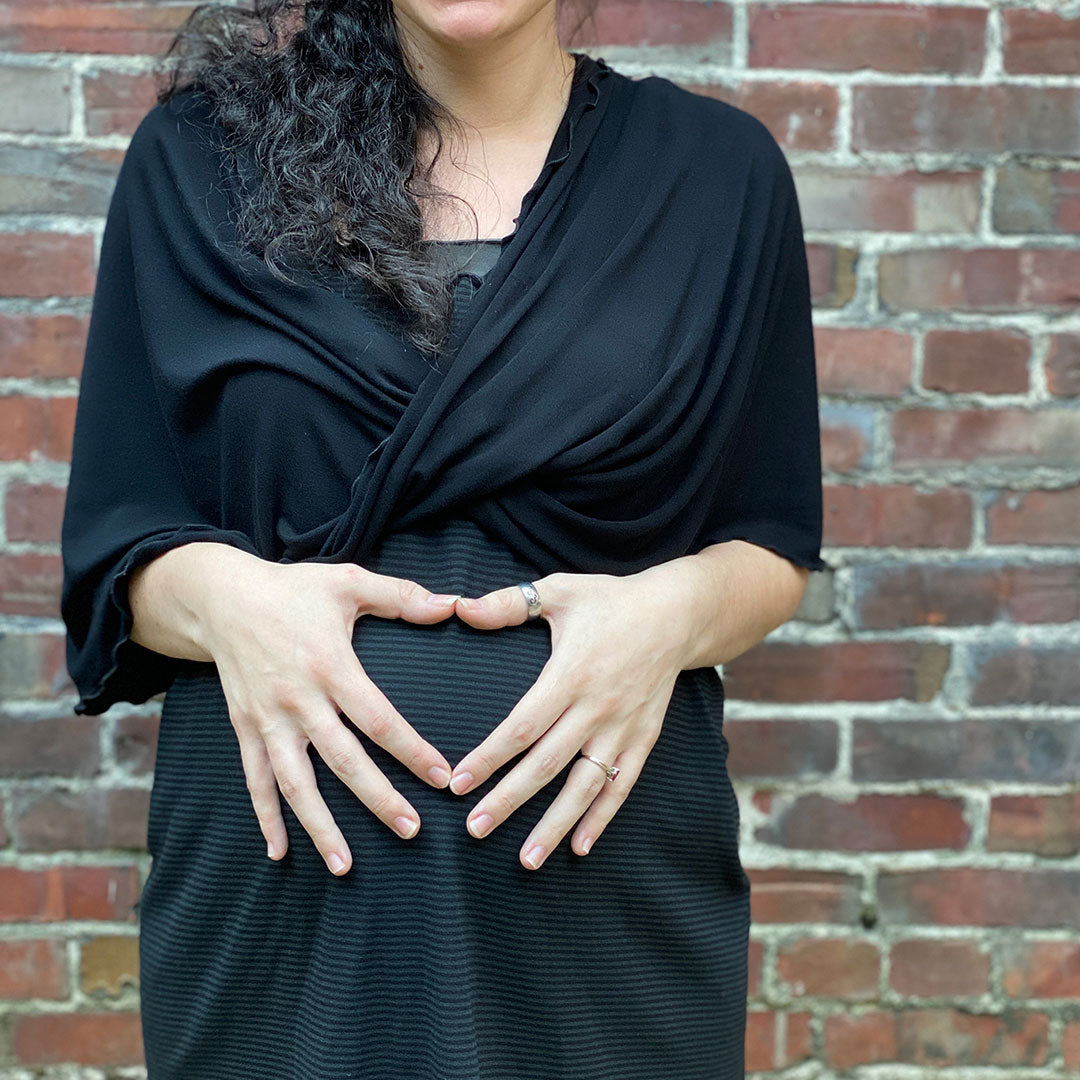 black loop hugs you + little one