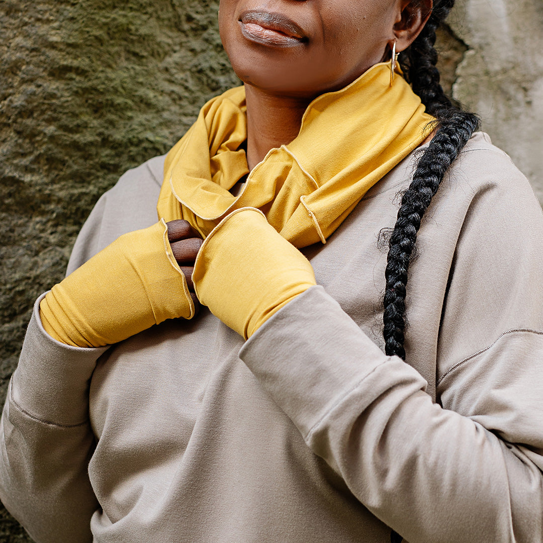 amber opera sleeves and hourglass with welder top in clay