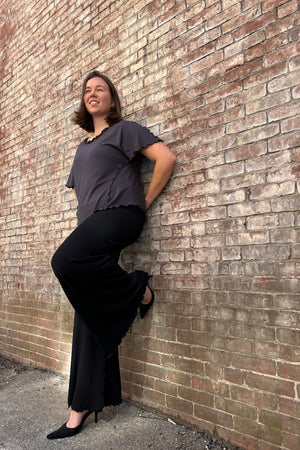 sweet t in carbon worn with black swirlsuit