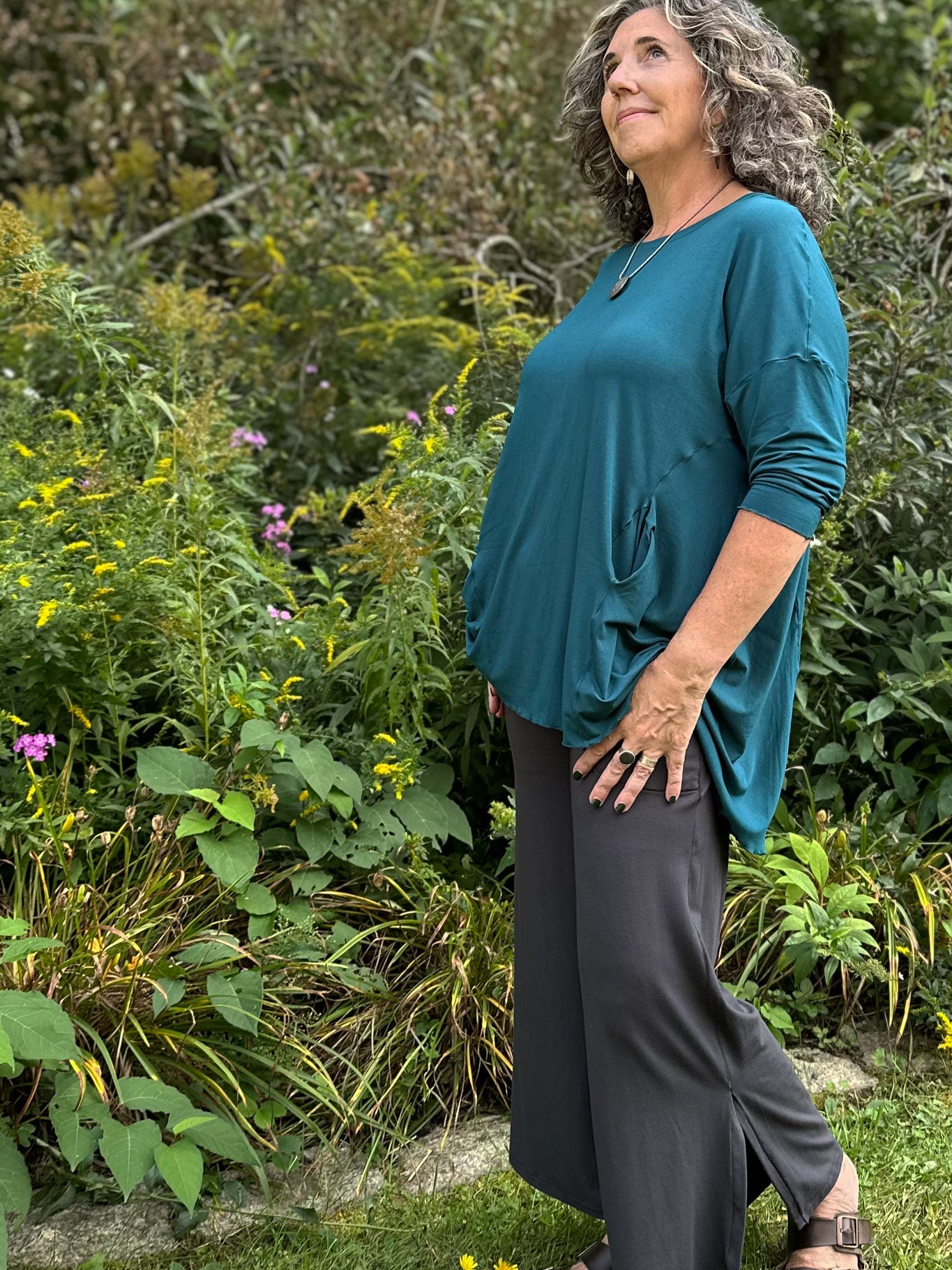 true pearl flowy t in tissue cove