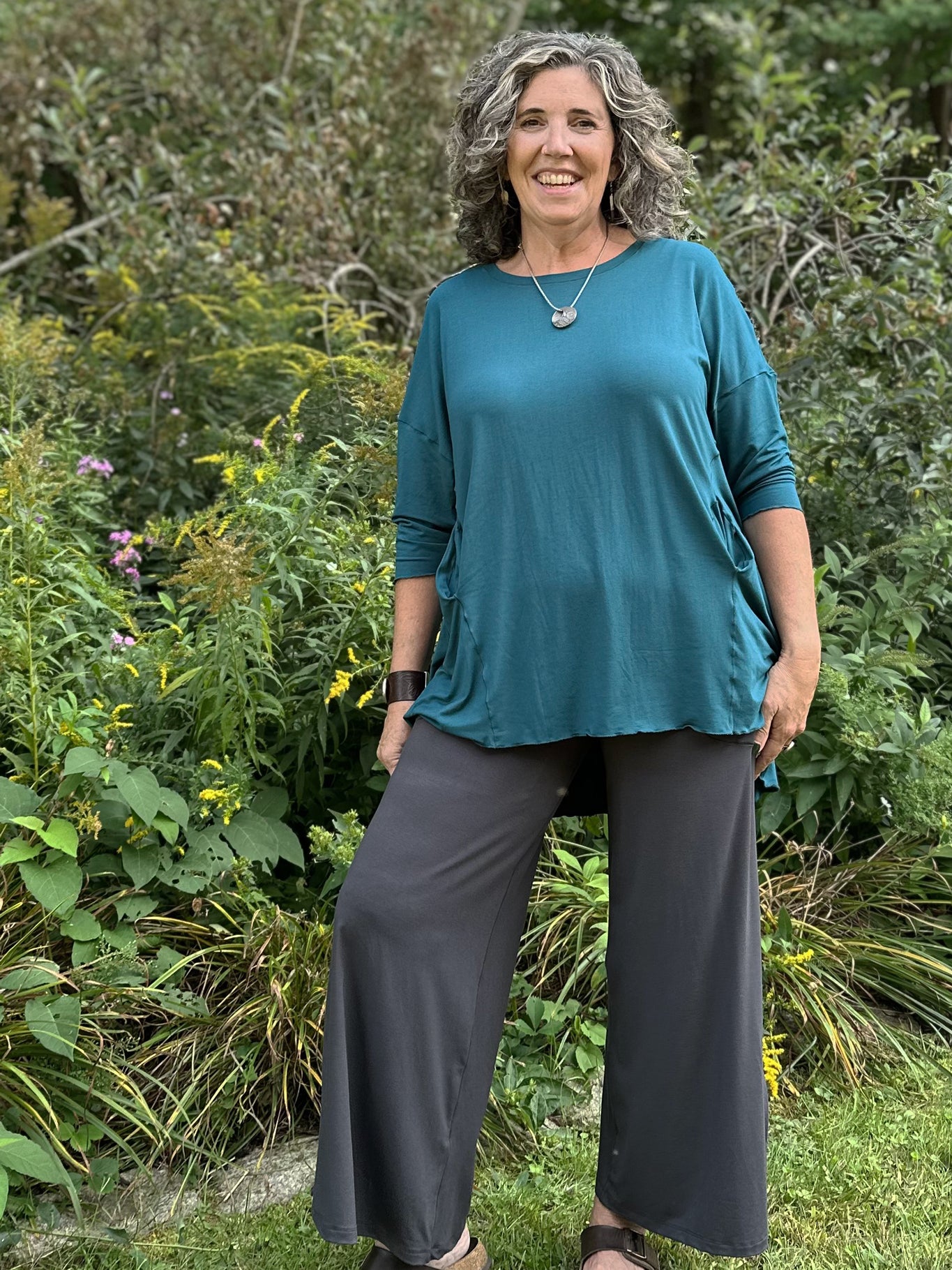 true pearl flowy t in tissue cove