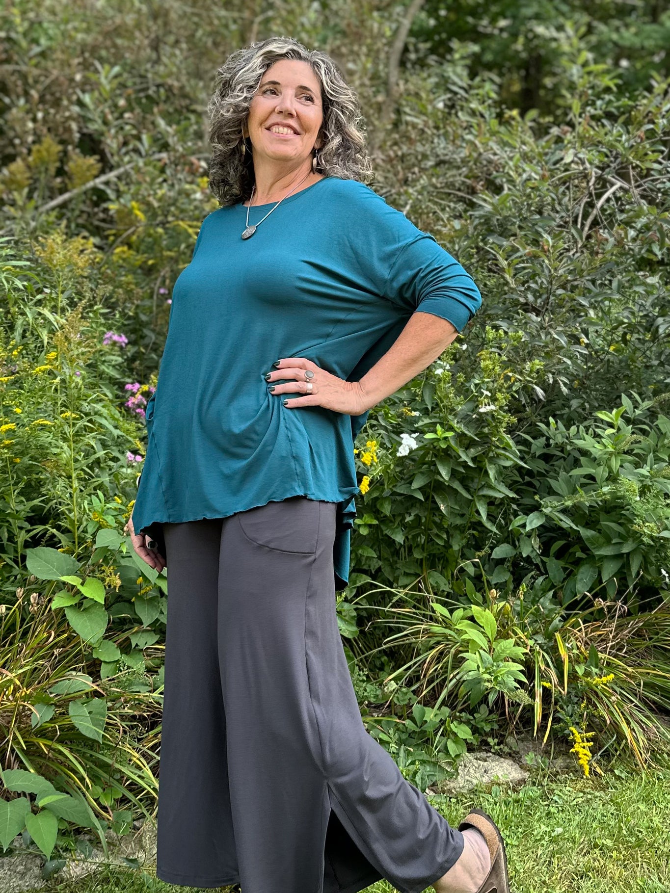 true pearl flowy t in tissue cove