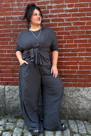 true pearl flowy t in tissue dusk