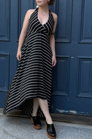 Robe licou à col en V HARMONY