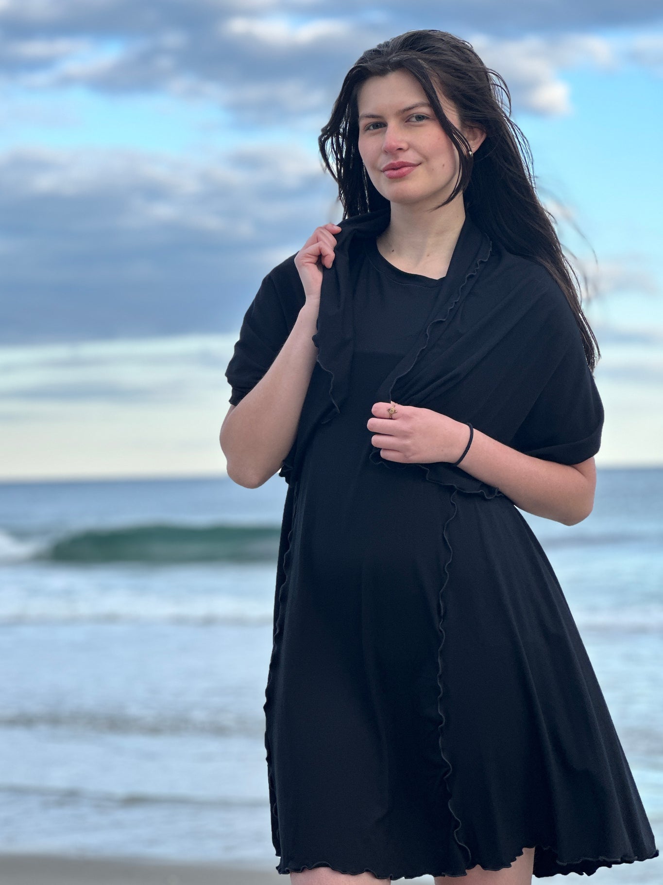 dahlin' dress in black