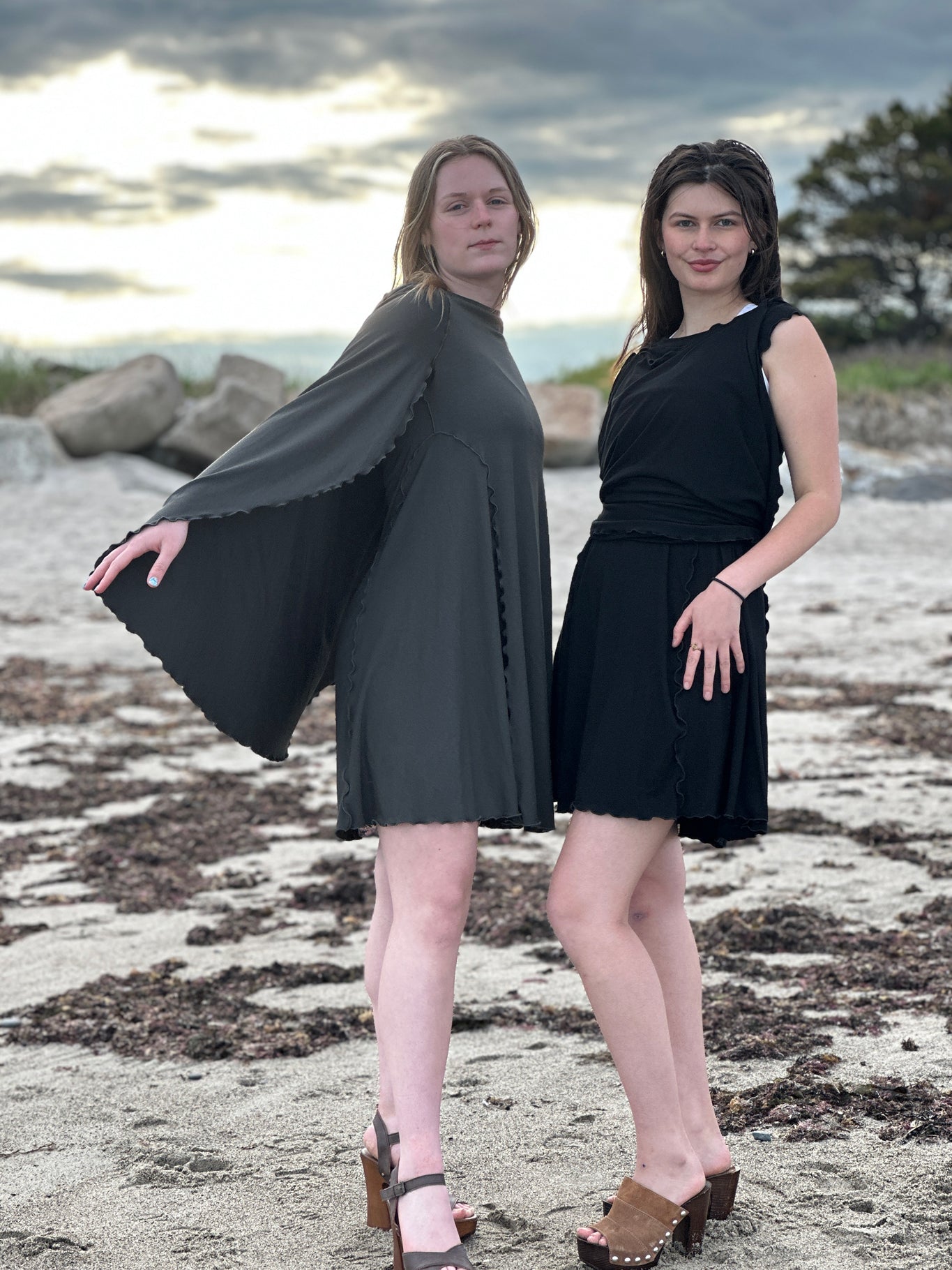 angelrox® dahlin' dress on two lovely angels in fir + black 
