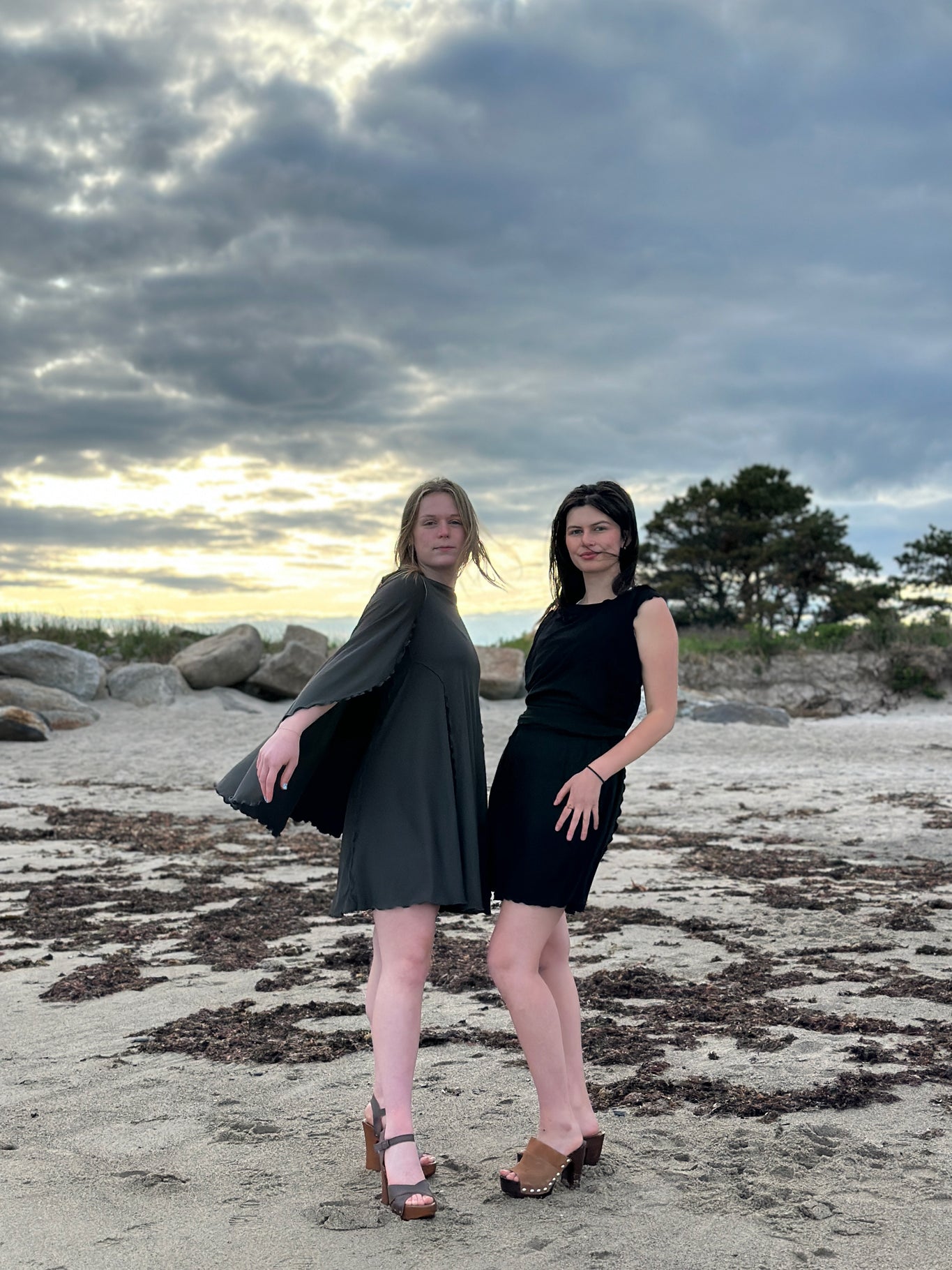 angelrox® dahlin' dress on two models in fir + black 