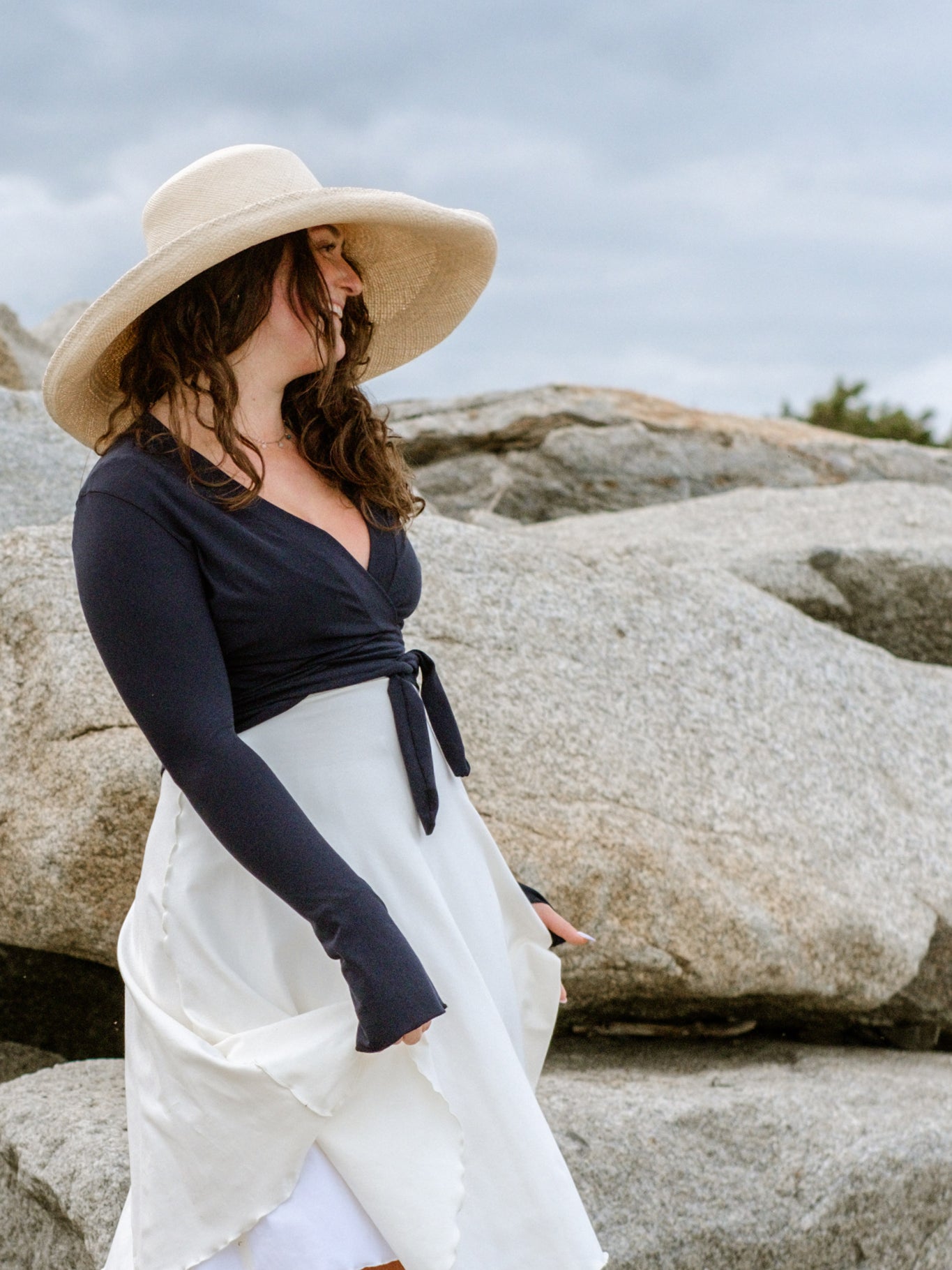 suger® rappa jacket in navy styled with white + milk dancer