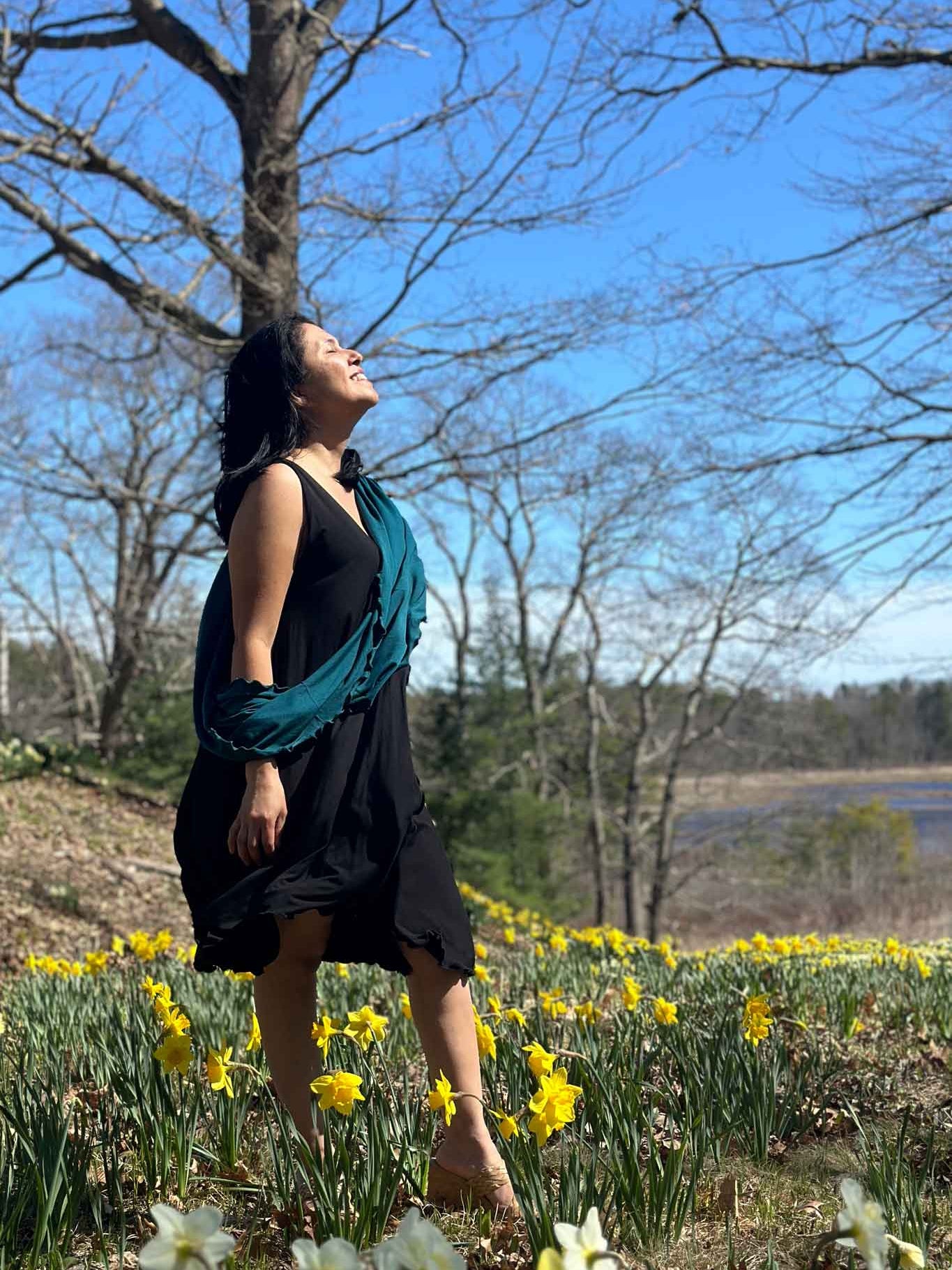 angelrox® dixie dress in tissue black and loop in tissue cove