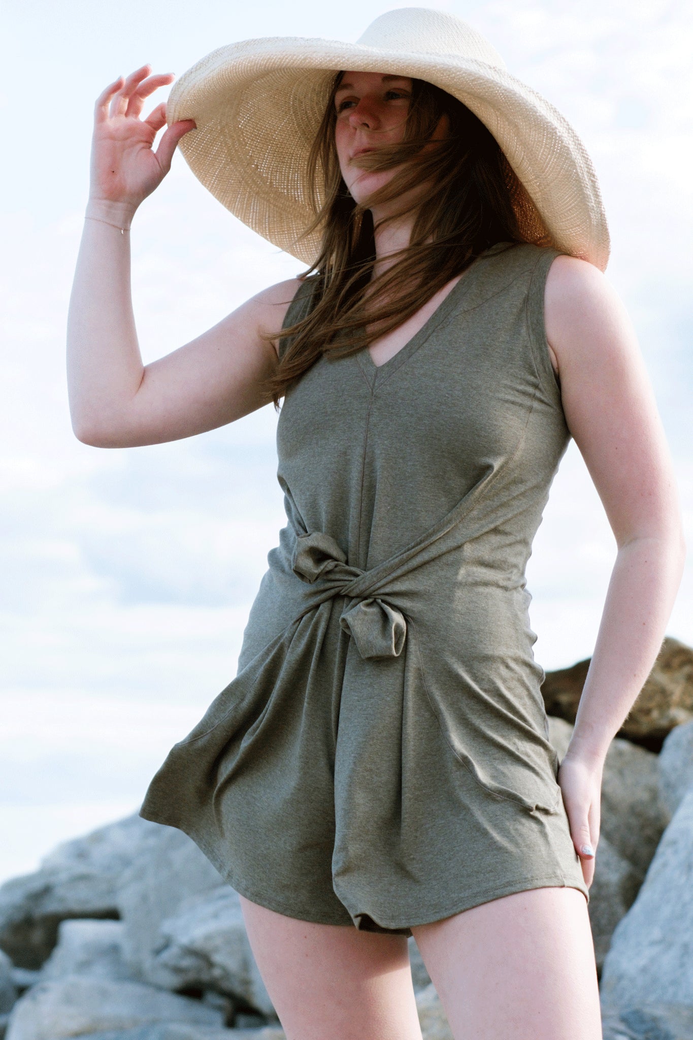 suger® sprout in sage with pockets pulled out and  tied in front