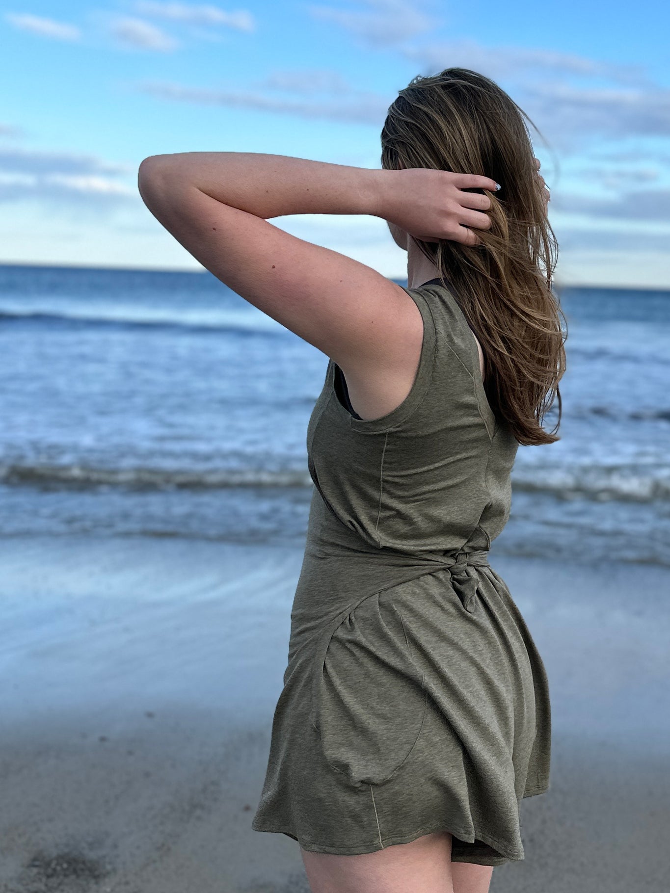 suger® sprout in sage with pockets pulled out and tied in back 