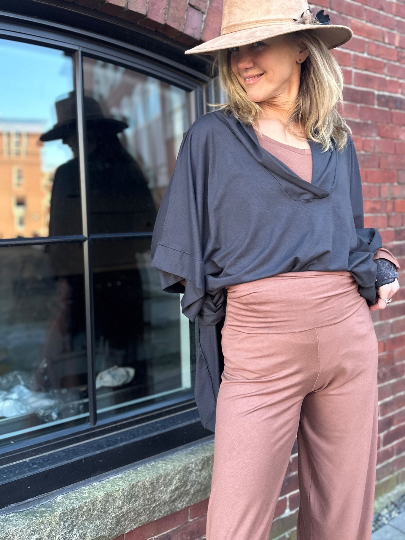 frida in dusk bamboo over cedar vneck and cedar bloom pant