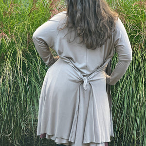 folk bamboo riding coat looks lighter in bright light